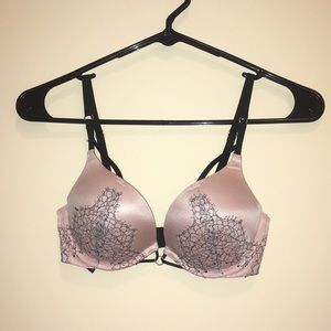 Victoria Secret Bombshell Bra